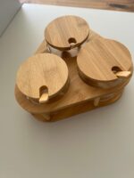 Conjunto porta temperos com 3 potes de vidro e suporte de bambu - imagem 3